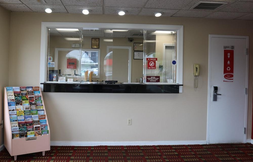 Econo Lodge Chesapeake Route 13 And I-464 Екстериор снимка