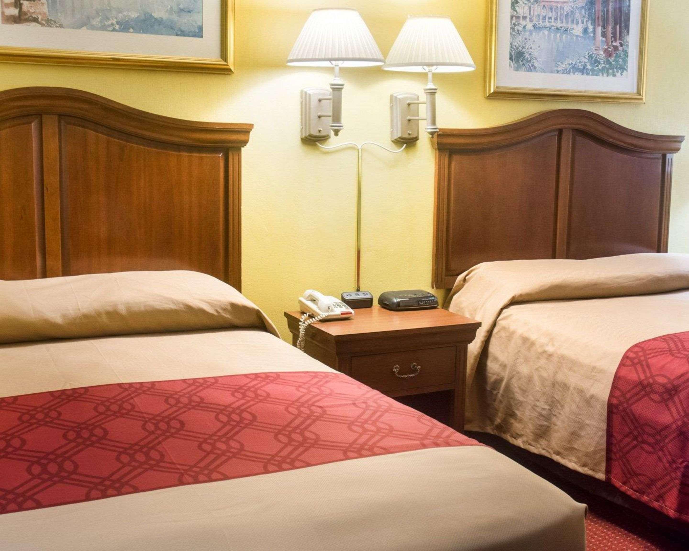 Econo Lodge Chesapeake Route 13 And I-464 Екстериор снимка