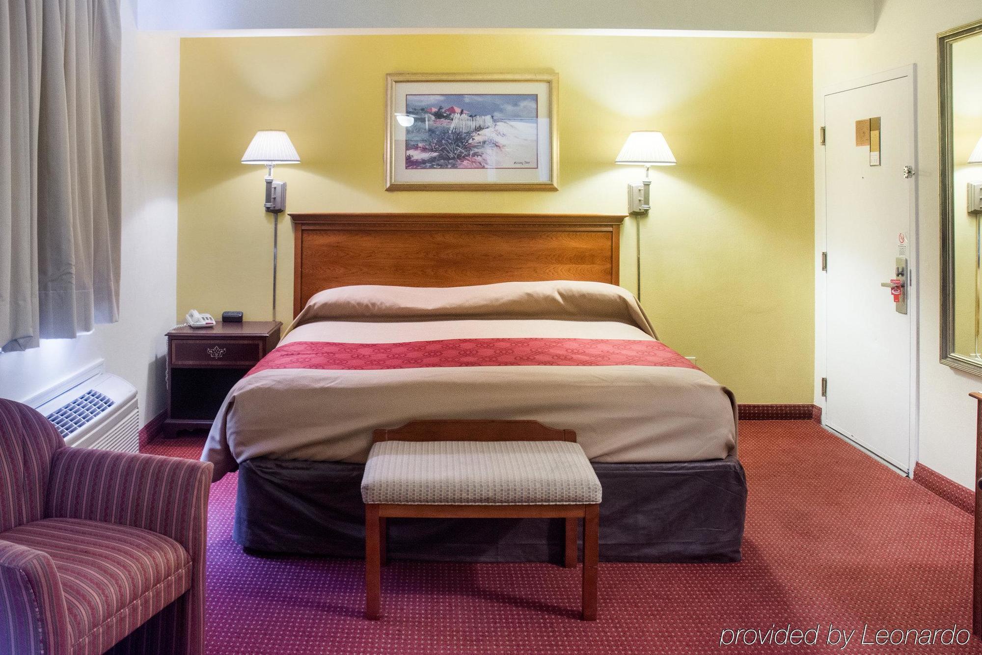Econo Lodge Chesapeake Route 13 And I-464 Екстериор снимка