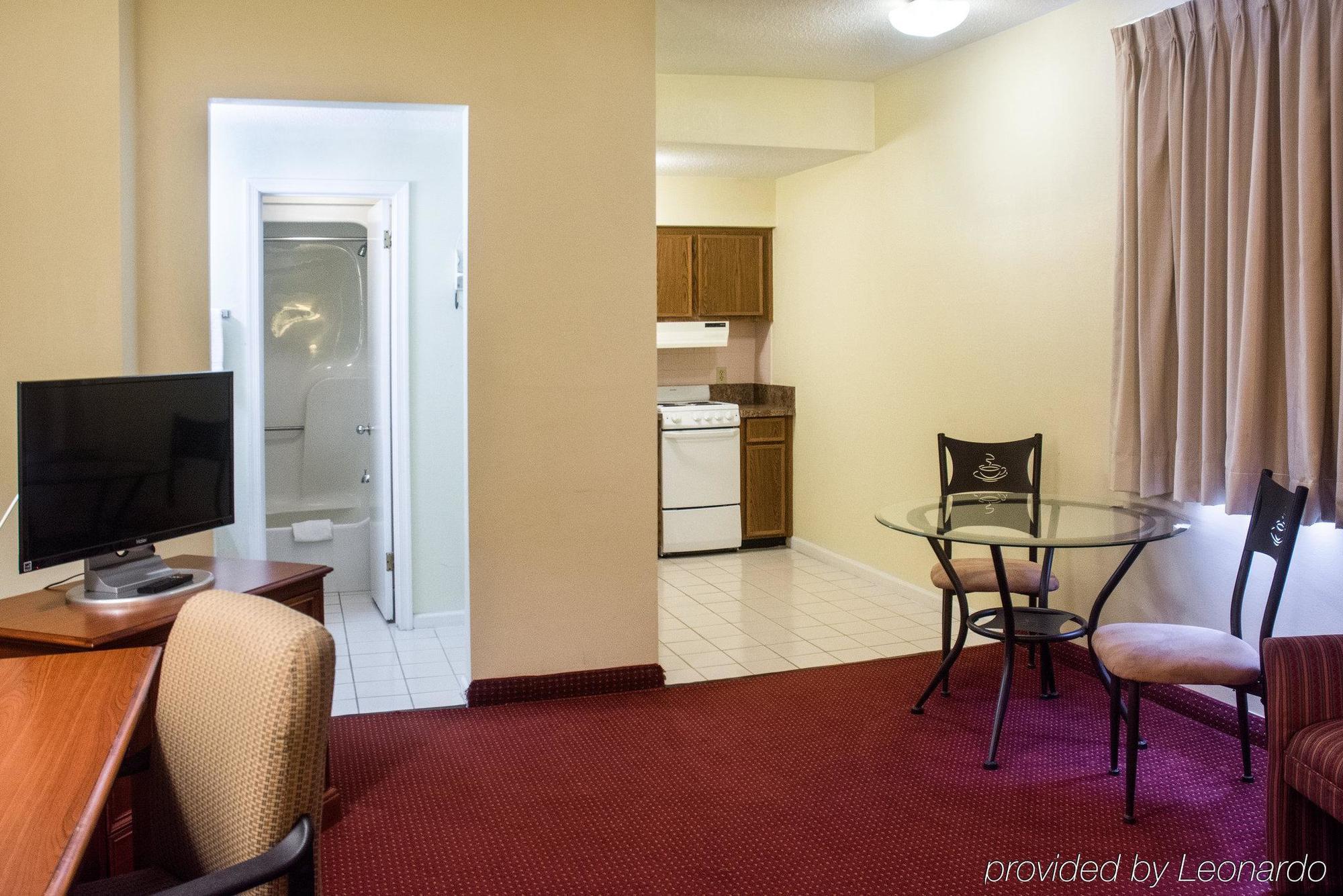 Econo Lodge Chesapeake Route 13 And I-464 Екстериор снимка